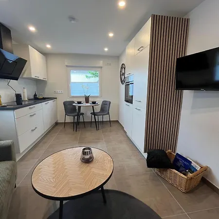 Quartier 4 - Modern Und Mit Bester Verkehrsanbindung Apartman Oberhausen
